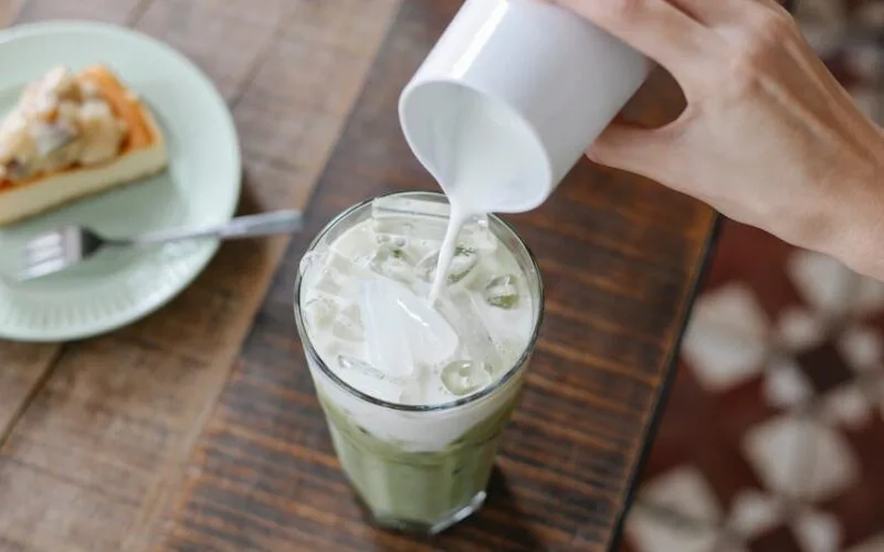 Tea - pexels Tea make matcha latt