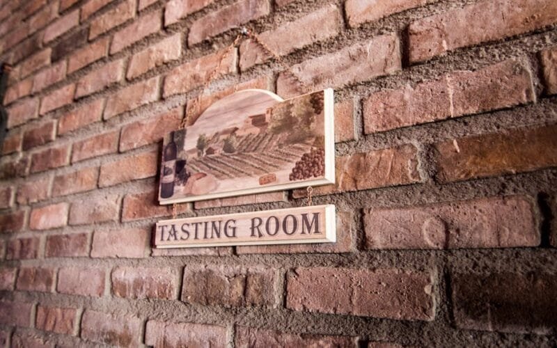 Keuka Spring Vineyards Unveils Sophisticated New Tasting Room in Saratoga’s Spring Street