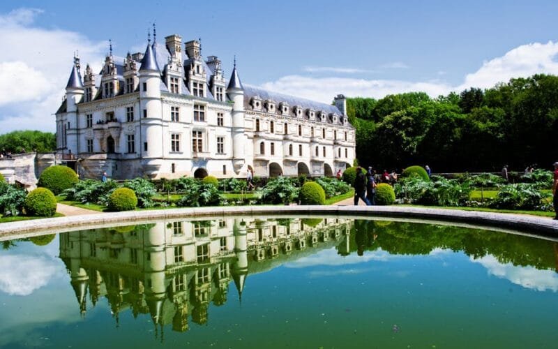 The Ethical Drinkers Path to Community and Sustainability