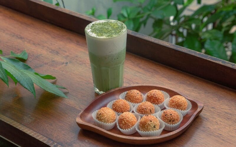 Matchas Health Perks Outshine Regular Tea Experts Say