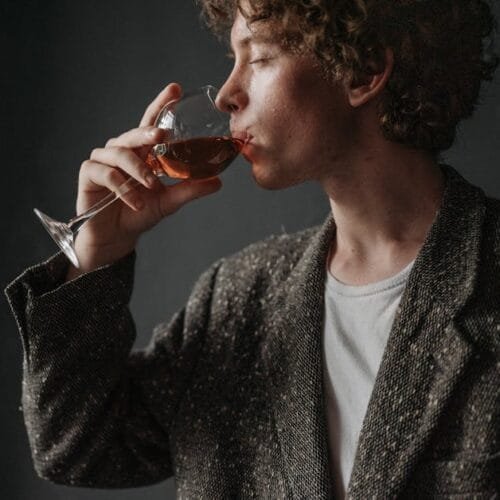 The Best Value White Wines to Savor Without Breaking the Bank