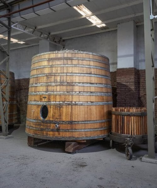 The Barrel’s Whisper: How 6% Aged Coffee Dominates the Cup