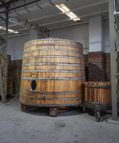 The Barrel’s Whisper: How 6% Aged Coffee Dominates the Cup