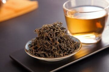 A Masterclass in Puer: The Dayi 2010 7542 001 Raw Pu’er Revealed