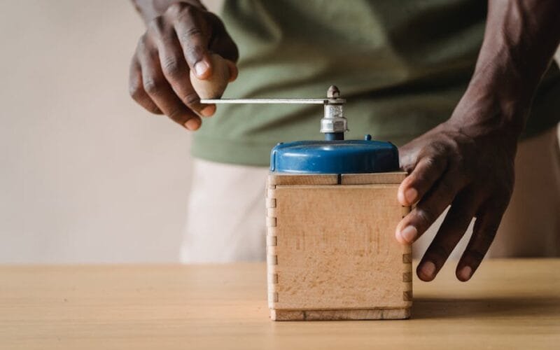 The Best Coffee Grinders for Beginners Without Breaking the Bank