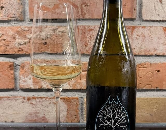 A Bold Twist on Tradition The Egg-Fermented Chardonnay from Rossidi Nikolaevo