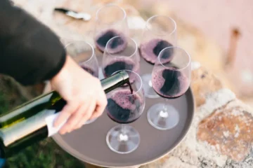 A 1987 Dunn Cabernet Unfolds Over Dinner
