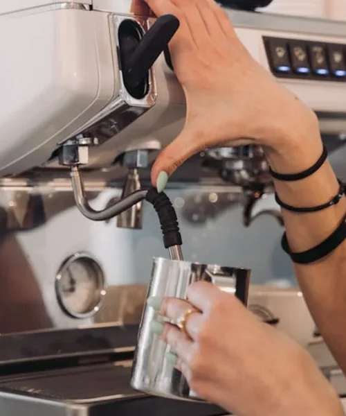Flat White’s Rise: How a Coffee Drink Became Global Standard