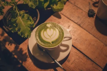 Hojicha’s Rise Challenges Matcha’s Dominance in UK Cafés
