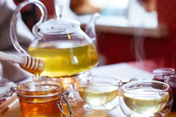 Sheng Puer Enthusiast’s Dilemma: Boutique or Factory?