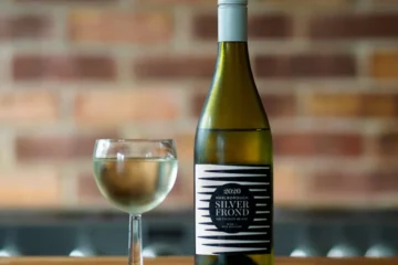 Southern Oregon Vineyard Adds Disclaimer to Orange Wine Amid Confusion