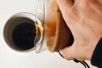 Filtered Coffee May Improve Blood Sugar via Gut Bacteria