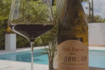 Tradition and Heat in Domaine Saint-Damien Vieilles Vignes