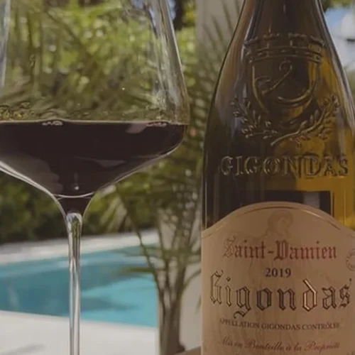 Tradition and Heat in Domaine Saint-Damien Vieilles Vignes