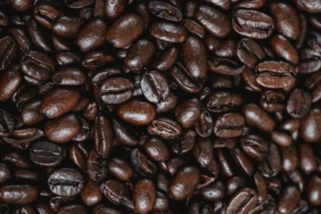 Why High-End Coffee Profiles Collapse Days After Opening