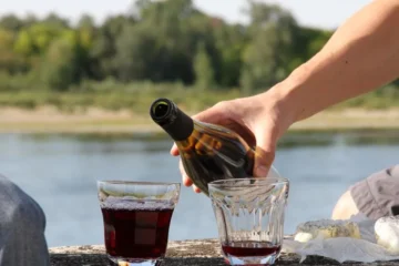 Younger Bordeaux Vintages Are Driving Record Sales at iDealwine