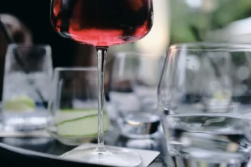 Labor Day Sales Lift Fails to Mask America’s Declining Wine Volume
