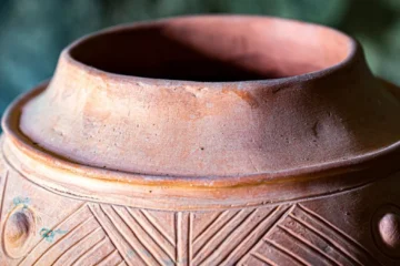 Eduard Piè brings indigenous varieties to life through clay vessels