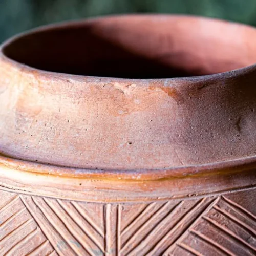 Eduard Piè brings indigenous varieties to life through clay vessels