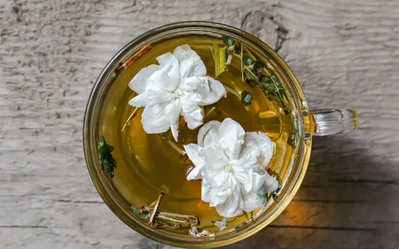 Kitchen Improvised Tools Deliver Success for First Gongfu Tea Session