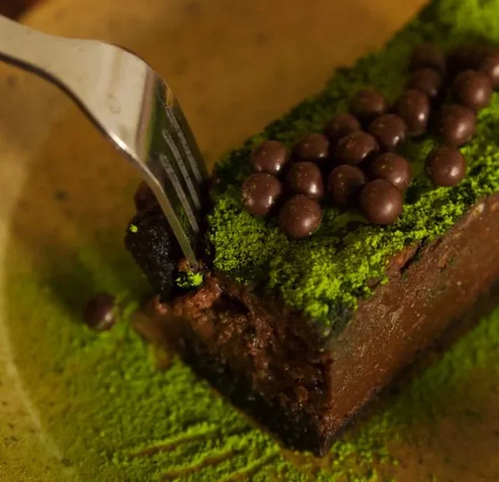 Paola Chang Integrates Matcha Into French Pastry Technique